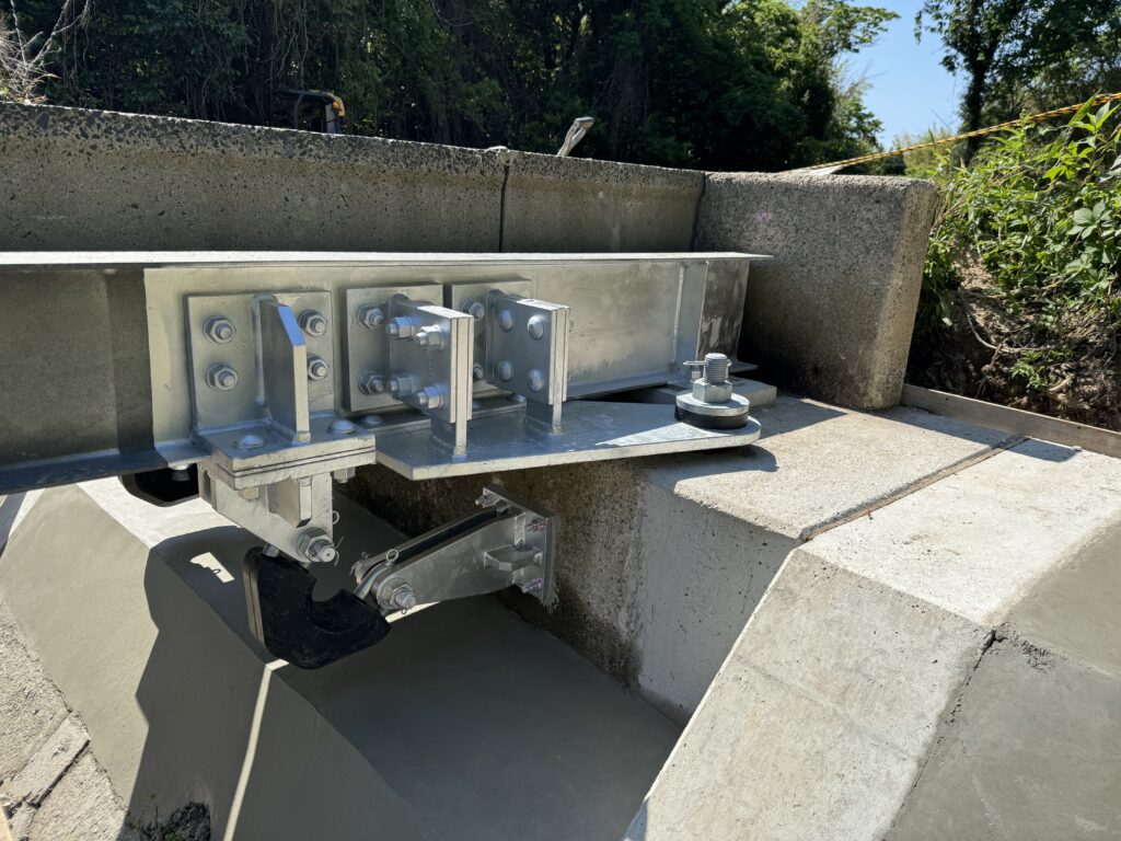 B32BCB70DF4ABBCE4F28016FAD0381C06A2ED765